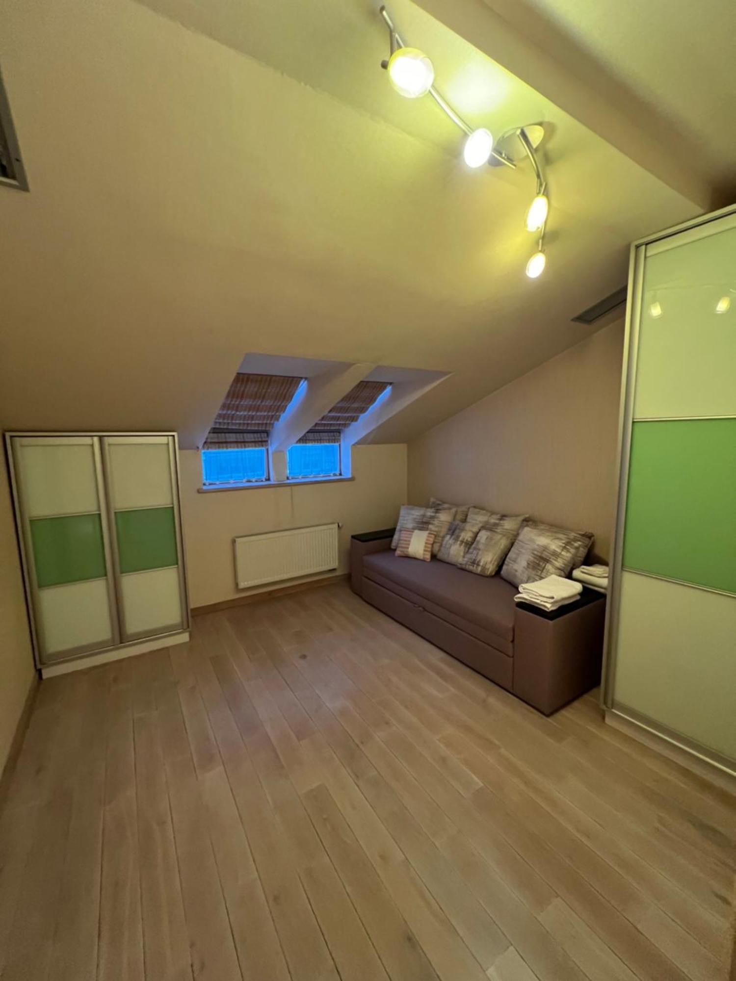 Apartment On Arkhipenka With Panorama View Lviv Exterior foto