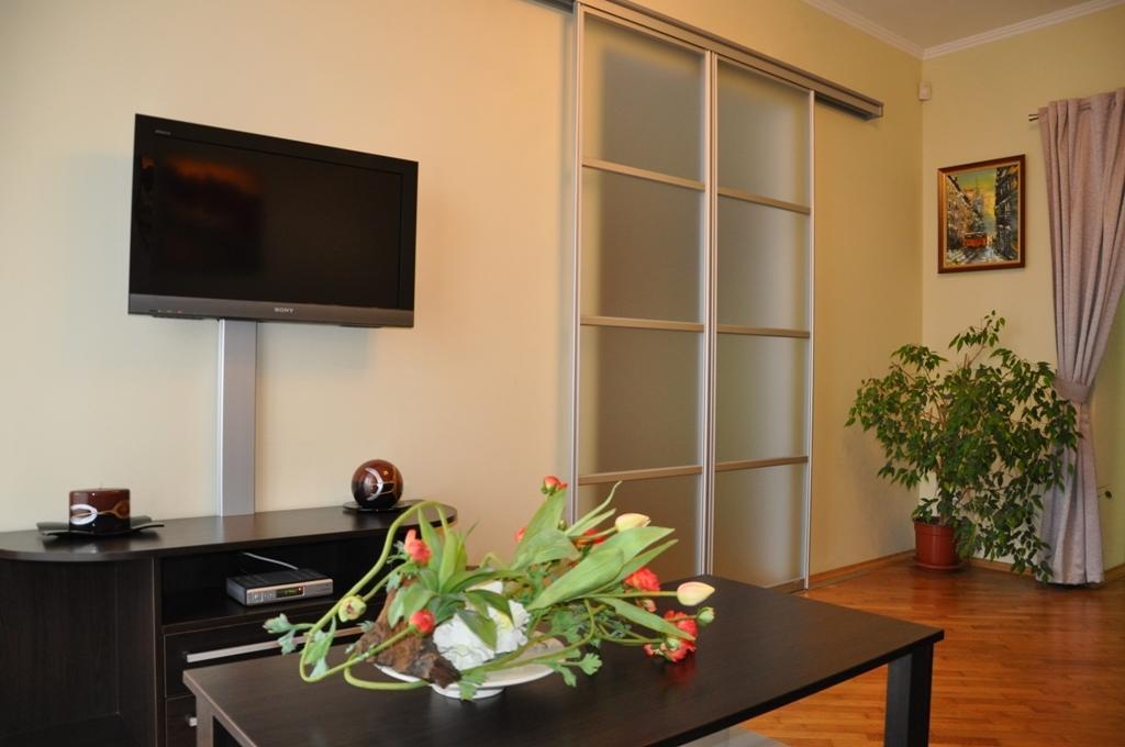 Apartment On Arkhipenka With Panorama View Lviv Quarto foto